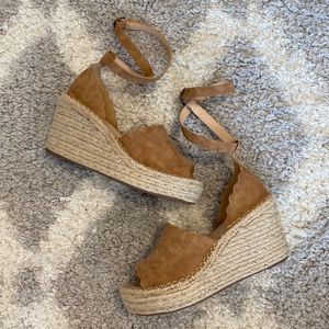 francesca’s platform wedges
